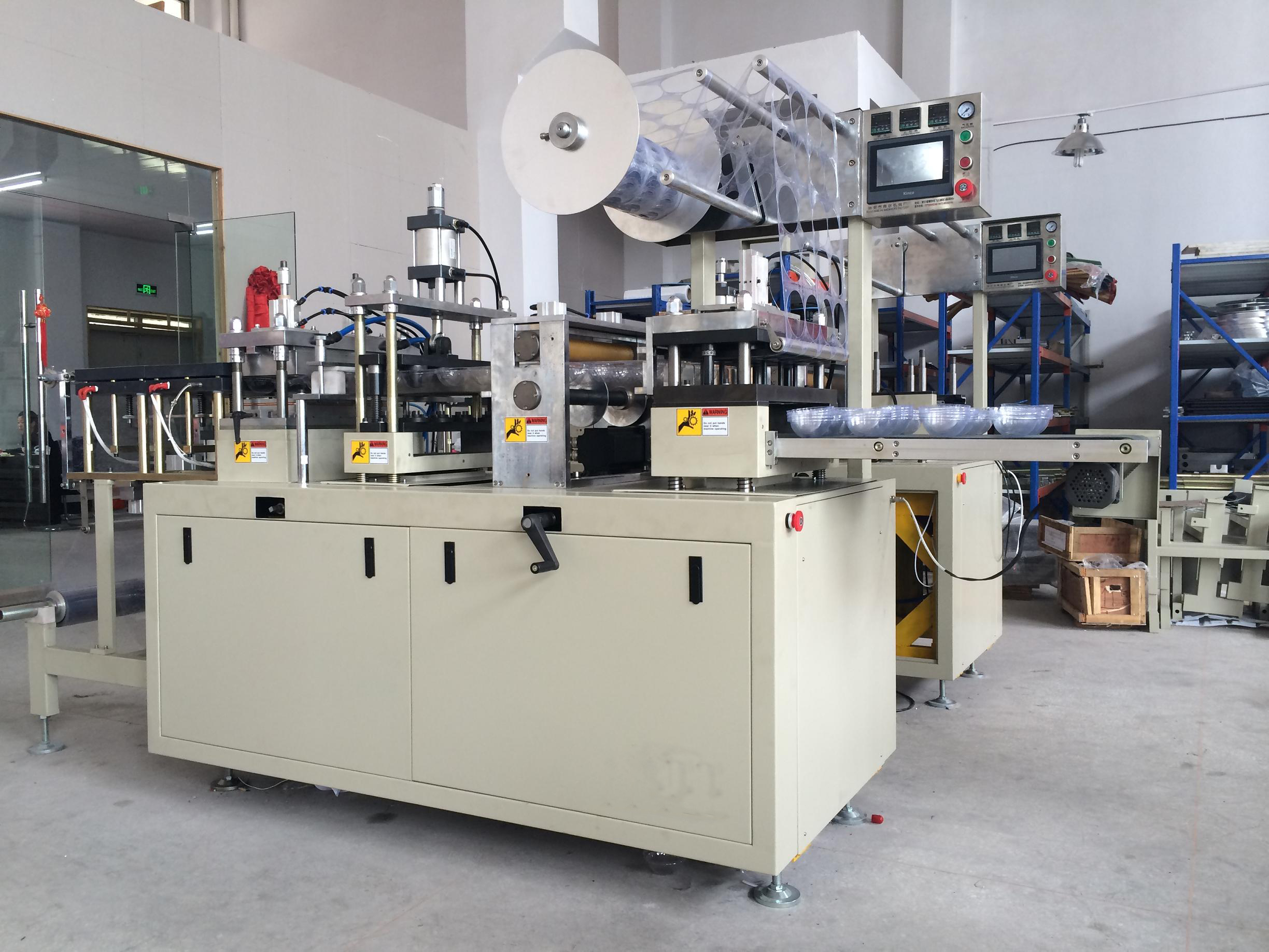 PS PET PVC Fast Food Box Thermoforming Machine